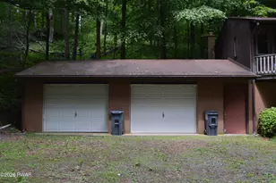 5 Akers Rd, Newfoundland, PA 18445 - Photo 3