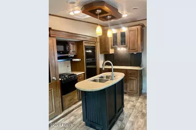151 Village Drive W, Milford, PA 18337 - Photo 5