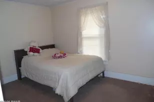 122 Russell St, Honesdale, PA 18431 - Photo 7