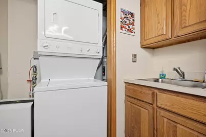 103 N Redwood Drive, Greentown, PA 18426 - Photo 35