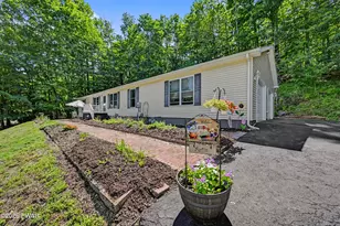 1416 Overlook Ave, Honesdale, PA 18431 - Photo 3