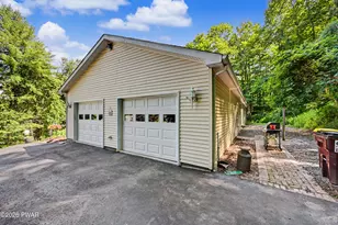 1416 Overlook Ave, Honesdale, PA 18431 - Photo 5