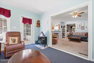 804 Waxwing Ct, Hawley, PA 18428 - Photo 17
