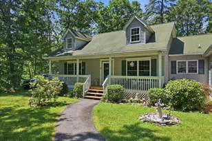 804 Waxwing Ct, Hawley, PA 18428 - Photo 3
