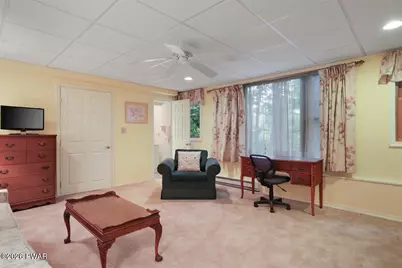 108 Canterbrook Drive, Lords Valley, PA 18428 - Photo 41