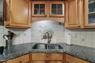 108 Canterbrook Dr, Lords Valley, PA 18428 - Photo 15