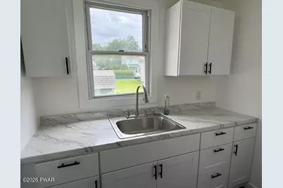 28 Manhattan Street, Ashley, PA 18706 - Photo 15
