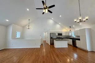 199 Fox Rd, Dingmans Ferry, PA 18328 - Photo 9