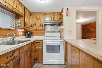107 Apple Drive, Greentown, PA 18426 - Photo 5