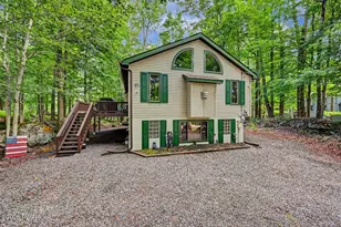 27 Burnwood Point, Lake Ariel, PA 18436 - Photo 1