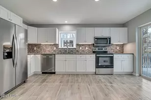502 Carrock Way, Tamiment, PA 18371 - Photo 5