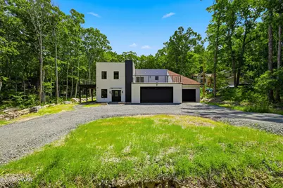 118 Surrey Drive, Lords Valley, PA 18428 - Photo 3