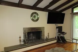 106 Cedar Ln, Lords Valley, PA 18428 - Photo 9