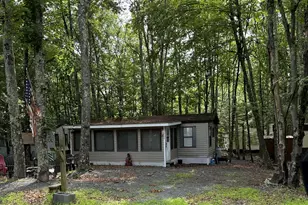 109 Woodpecker Ln, Shohola, PA 18458 - Photo 1