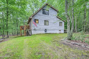 55 N Fairway Dr, Lake Ariel, PA 18436 - Photo 1