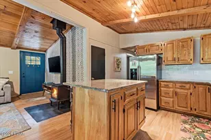 182 Robin Way, Lackawaxen, PA 18435 - Photo 17