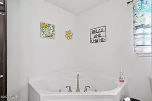 386 Belmont St, Waymart, PA 18472 - Photo 29