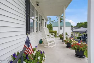 386 Belmont St, Waymart, PA 18472 - Photo 9