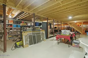 386 Belmont St, Waymart, PA 18472 - Photo 37