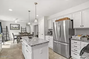 386 Belmont St, Waymart, PA 18472 - Photo 23