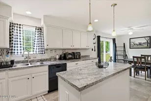 386 Belmont St, Waymart, PA 18472 - Photo 19