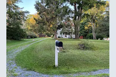 208 Route 590, Lackawaxen, PA 18425 - Photo 5