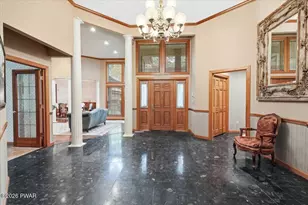 144 Ladderback Ln, Cresco, PA 18326 - Photo 5