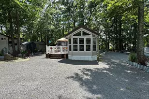 334 Shohola Pkwy S, Shohola, PA 18458 - Photo 1