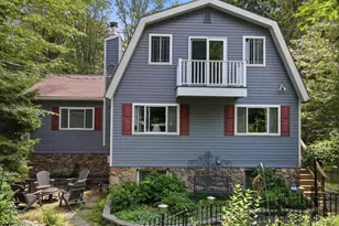 1458/63 Woodcrest Ln, Lake Ariel, PA 18436 - Photo 1