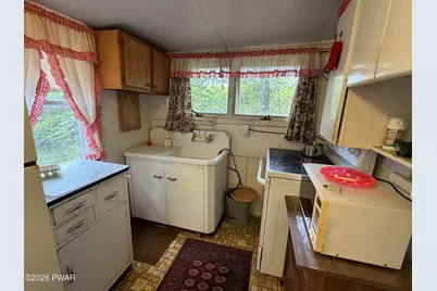 142 Lake Minisink Road W, Dingmans Ferry, PA 18328 - Photo 5