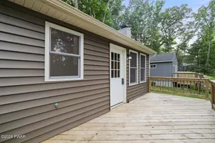 104 & 106 Lake Hill Ct, Hawley, PA 18428 - Photo 5