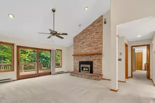 103 Rodeo Ln, Hawley, PA 18428 - Photo 9