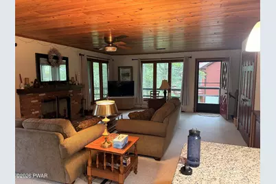 129 Big Bear Drive, Greentown, PA 18426 - Photo 5