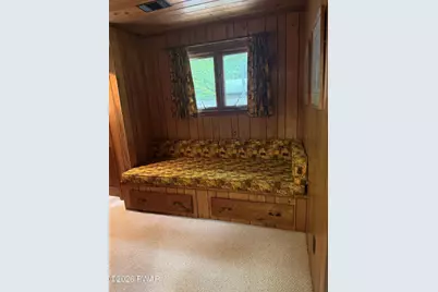 129 Big Bear Drive, Greentown, PA 18426 - Photo 13
