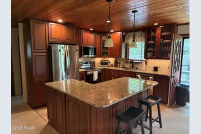129 Big Bear Drive, Greentown, PA 18426 - Photo 3
