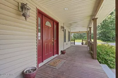 136 Hilltop Lane, Hawley, PA 18428 - Photo 5