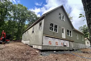 187 Deer Trail Dr, Hawley, PA 18428 - Photo 3