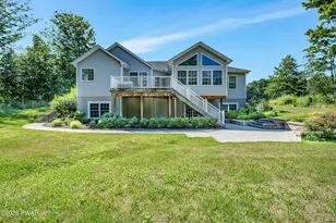 107 Stonefield Dr, Jefferson Township, PA 18436 - Photo 7