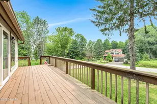 33 Forest Ln, Lake Ariel, PA 18436 - Photo 37