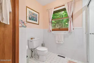 154 Santos Dr, Milford, PA 18337 - Photo 21
