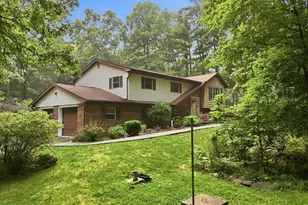 154 Santos Dr, Milford, PA 18337 - Photo 69