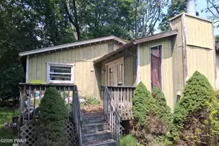 153 Skyview Rd, Dingmans Ferry, PA 18328 - Photo 3