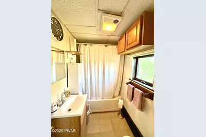 418 Main Street, Vandling, PA 18421 - Photo 21