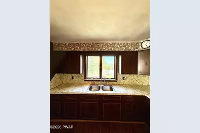 418 Main Street, Vandling, PA 18421 - Photo 17
