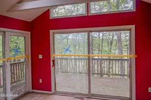 105 S Shore Dr, Milford, PA 18337 - Photo 5