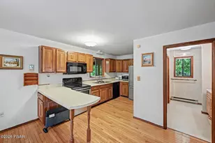 108 Blackbird Ct, Lackawaxen, PA 18435 - Photo 21