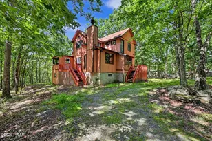 108 Blackbird Ct, Lackawaxen, PA 18435 - Photo 1