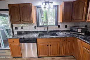 2616 Boulder Ct, Lake Ariel, PA 18436 - Photo 23