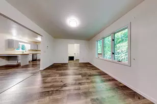 303 Otter Ct, Bushkill, PA 18324 - Photo 13