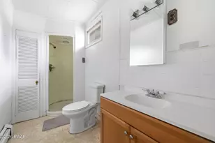915 N Rebecca Ave, Scranton, PA 18504 - Photo 9